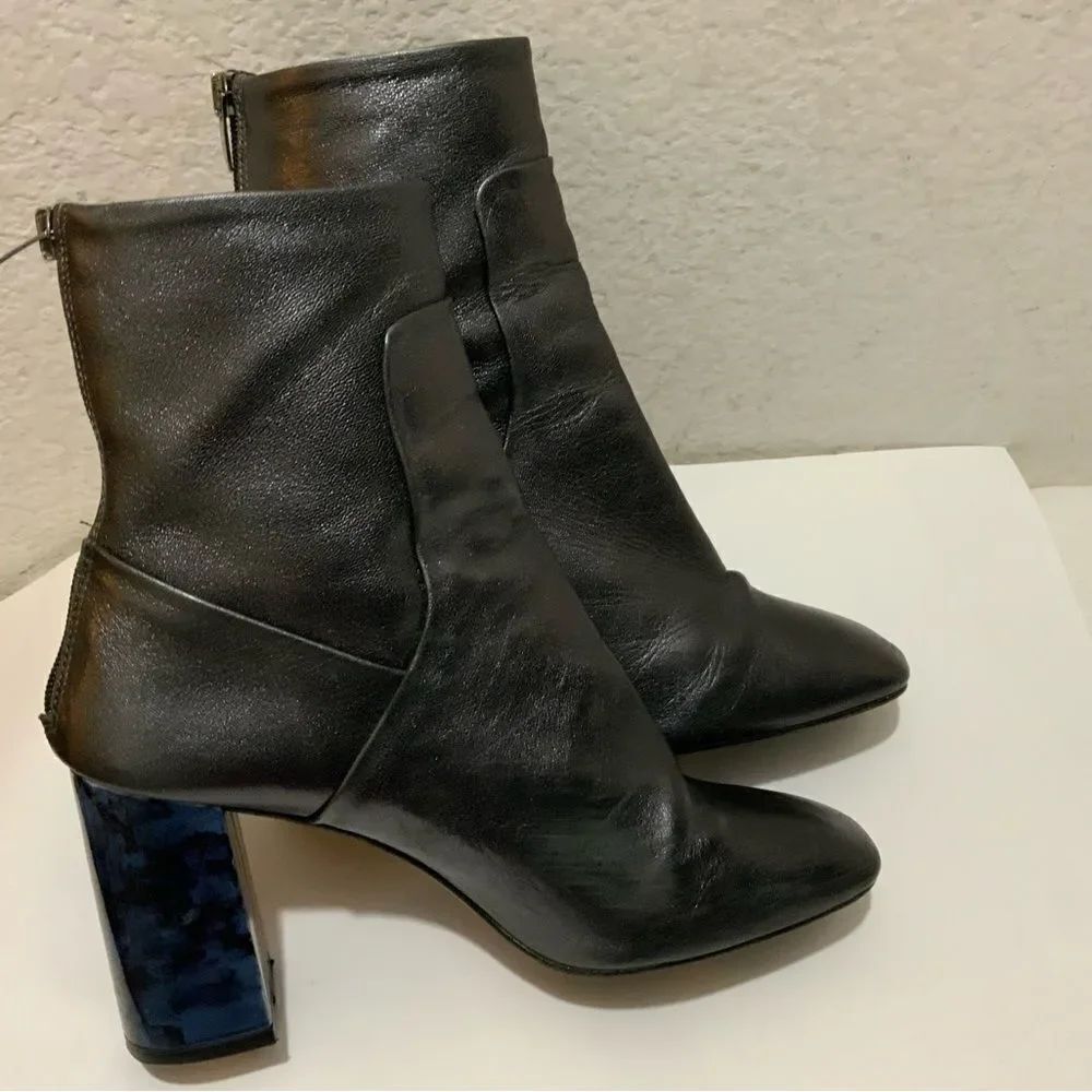 Cross Walk Women's Spain Ankle Boots EUR 37 back zip gray blue heels